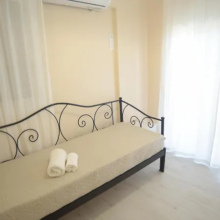 Mistral 公寓 Kariótai